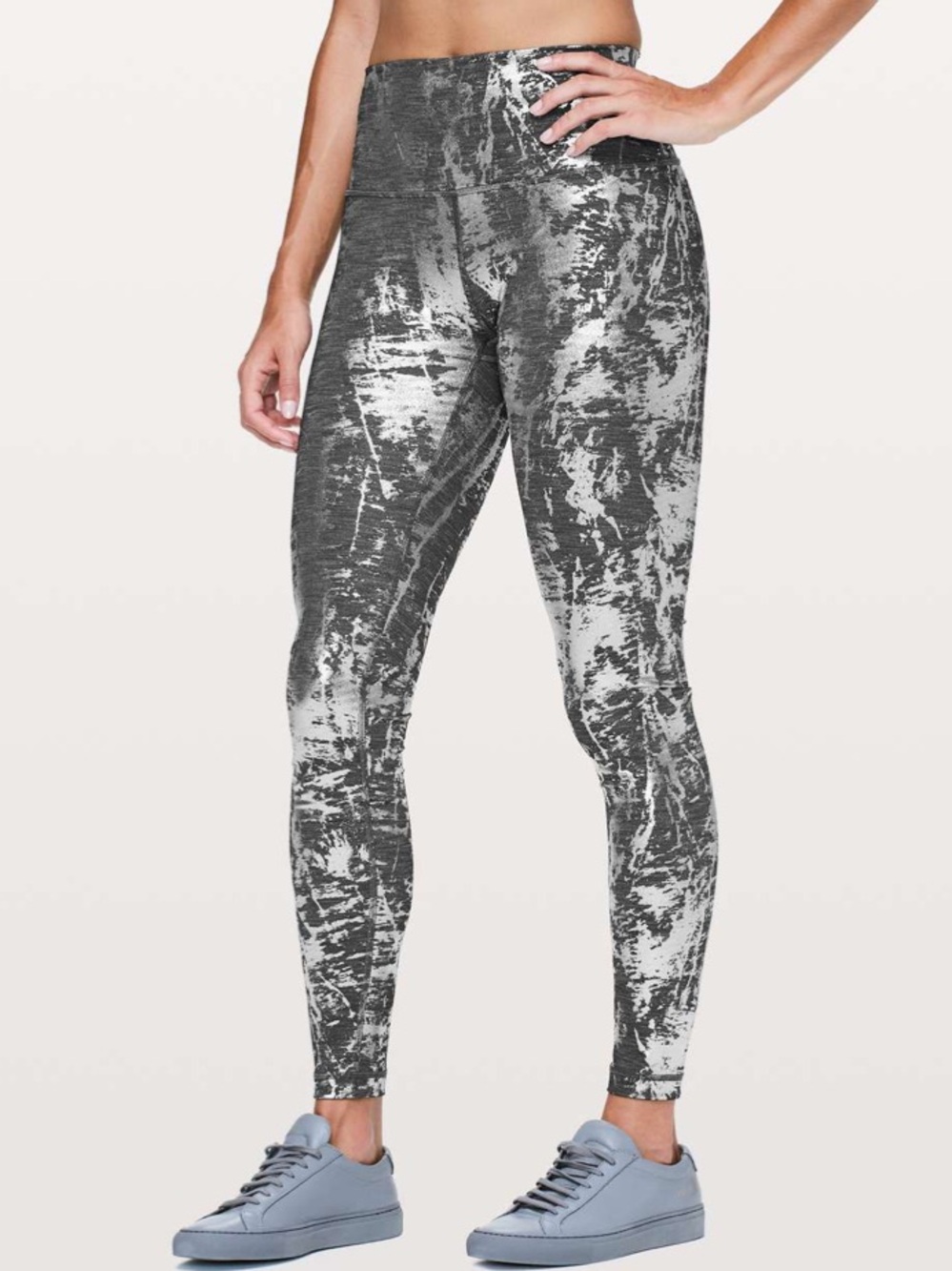 Lululemon Wunder Under Hi-Rise Tight 28"
Crinkle Heather Brindle High Shine Foil